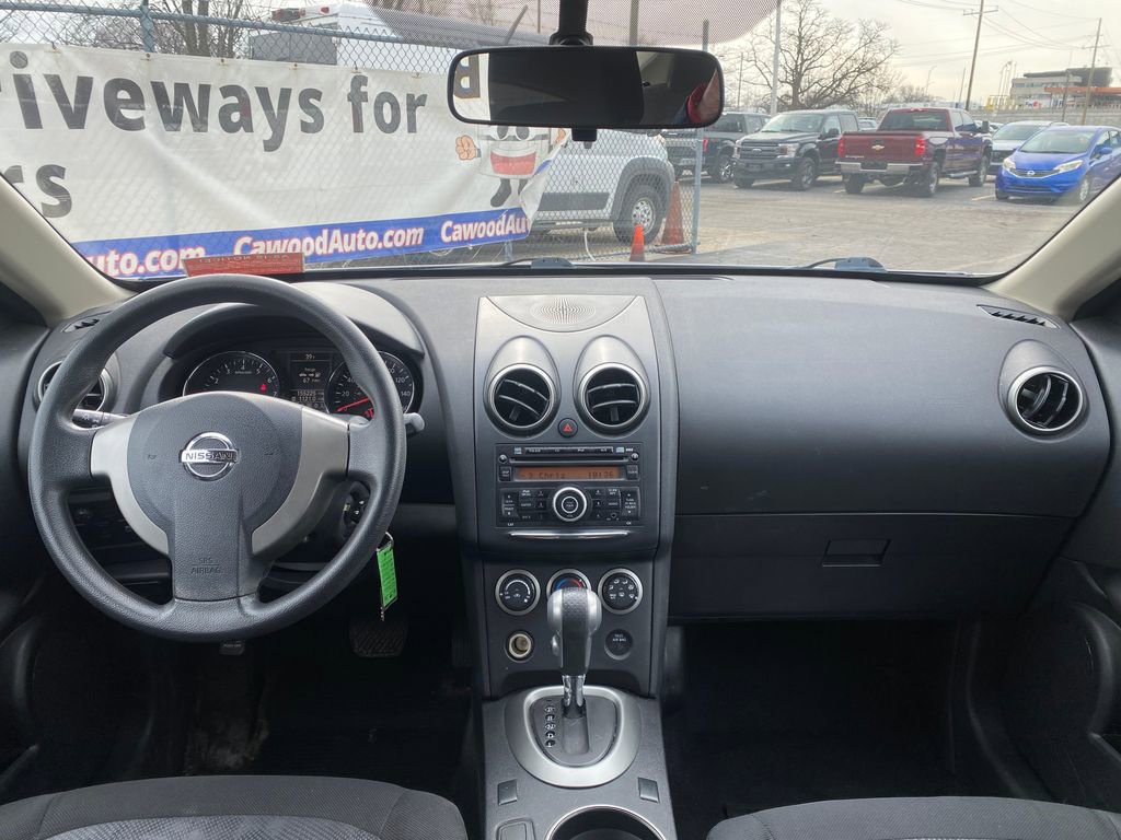 Used 2015 Nissan Rogue S image 17