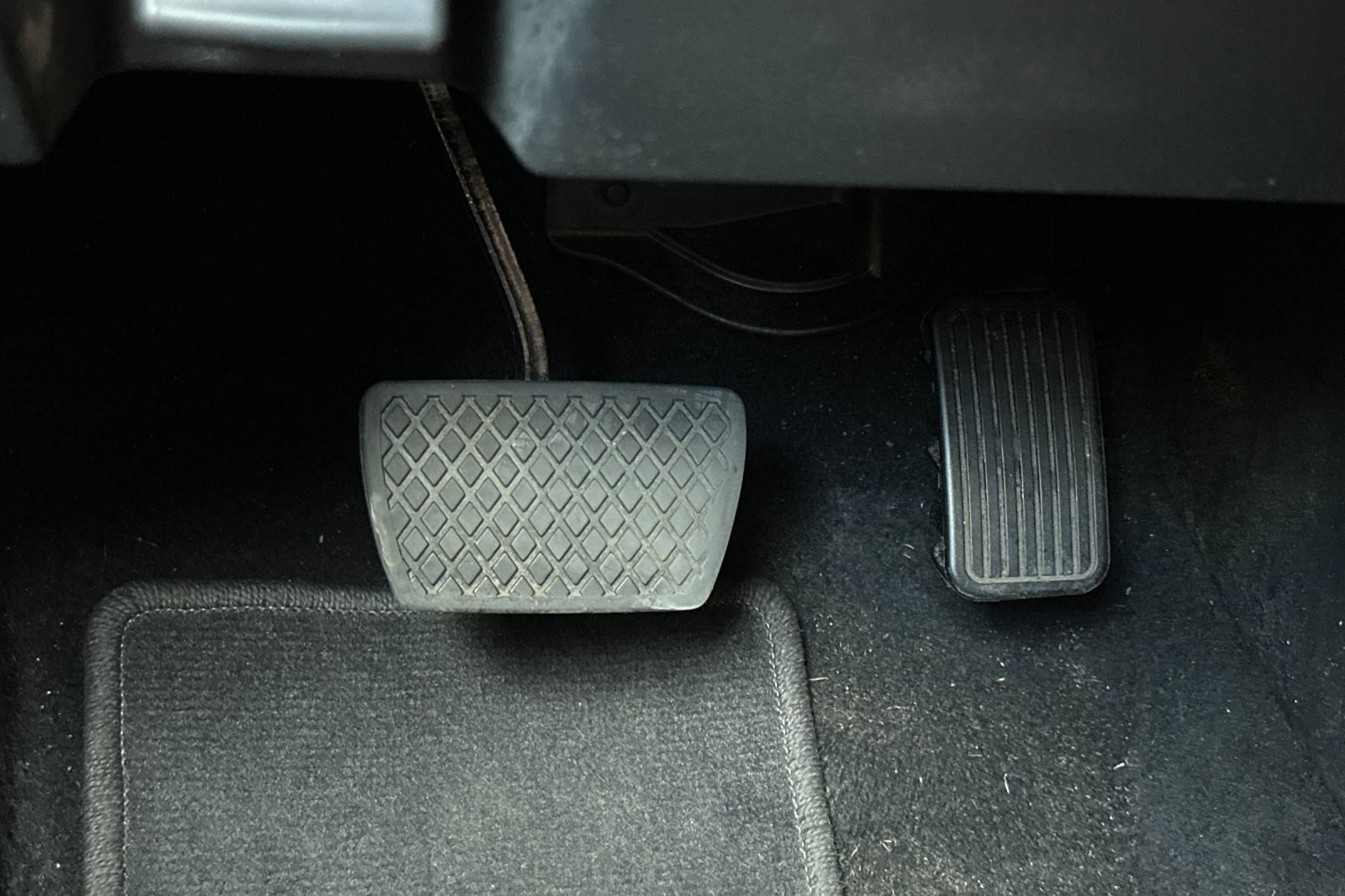 Used 2019 Honda CR-V LX image 37