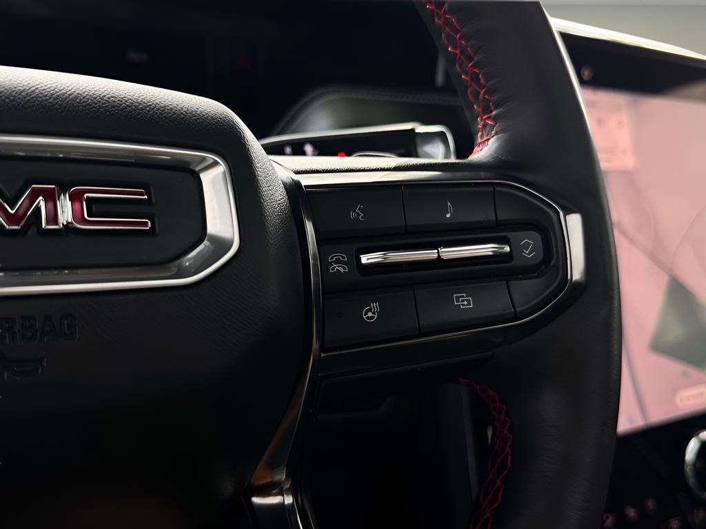 Used 2025 GMC Yukon AT4 Ultimate w/ LPO, Floor Liner Package image 18