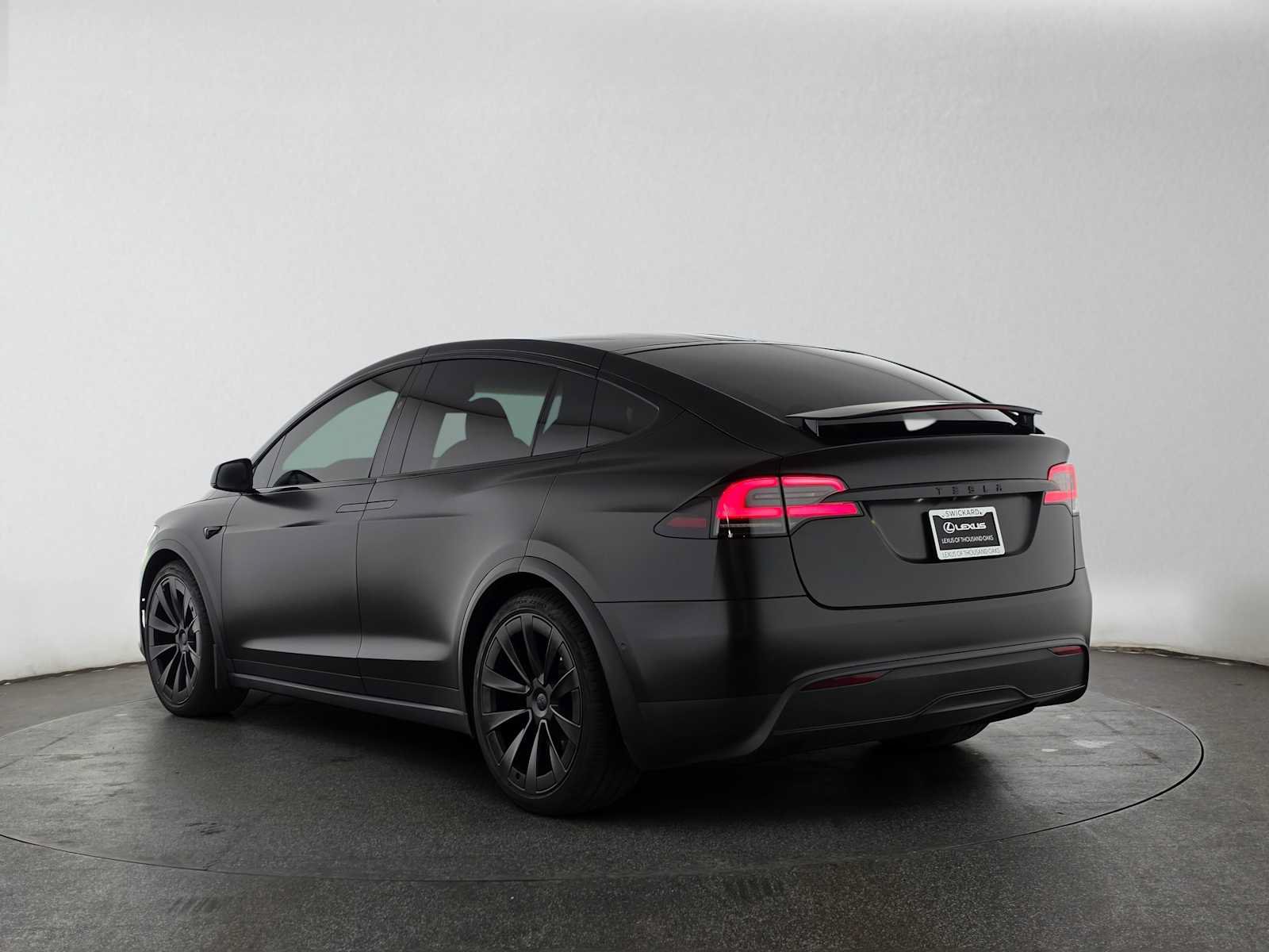 Used 2022 Tesla Model X AWD/4WD image 5