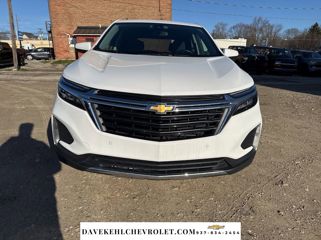 Used 2022 Chevrolet Equinox LT image 2
