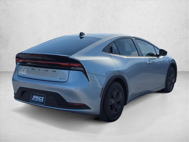 Used 2026 Toyota Prius LE image 5