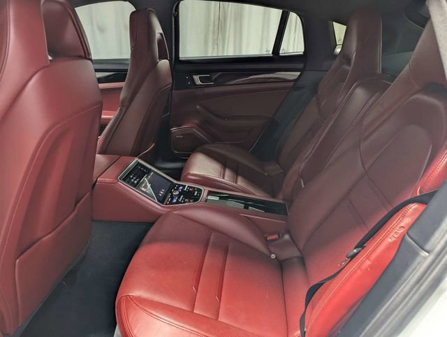 Used 2018 Porsche Panamera 4S w/ Premium Package Plus image 9