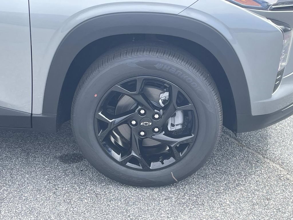 New 2026 Chevrolet Trax LT w/ Driver Confidence Package FWD image 9