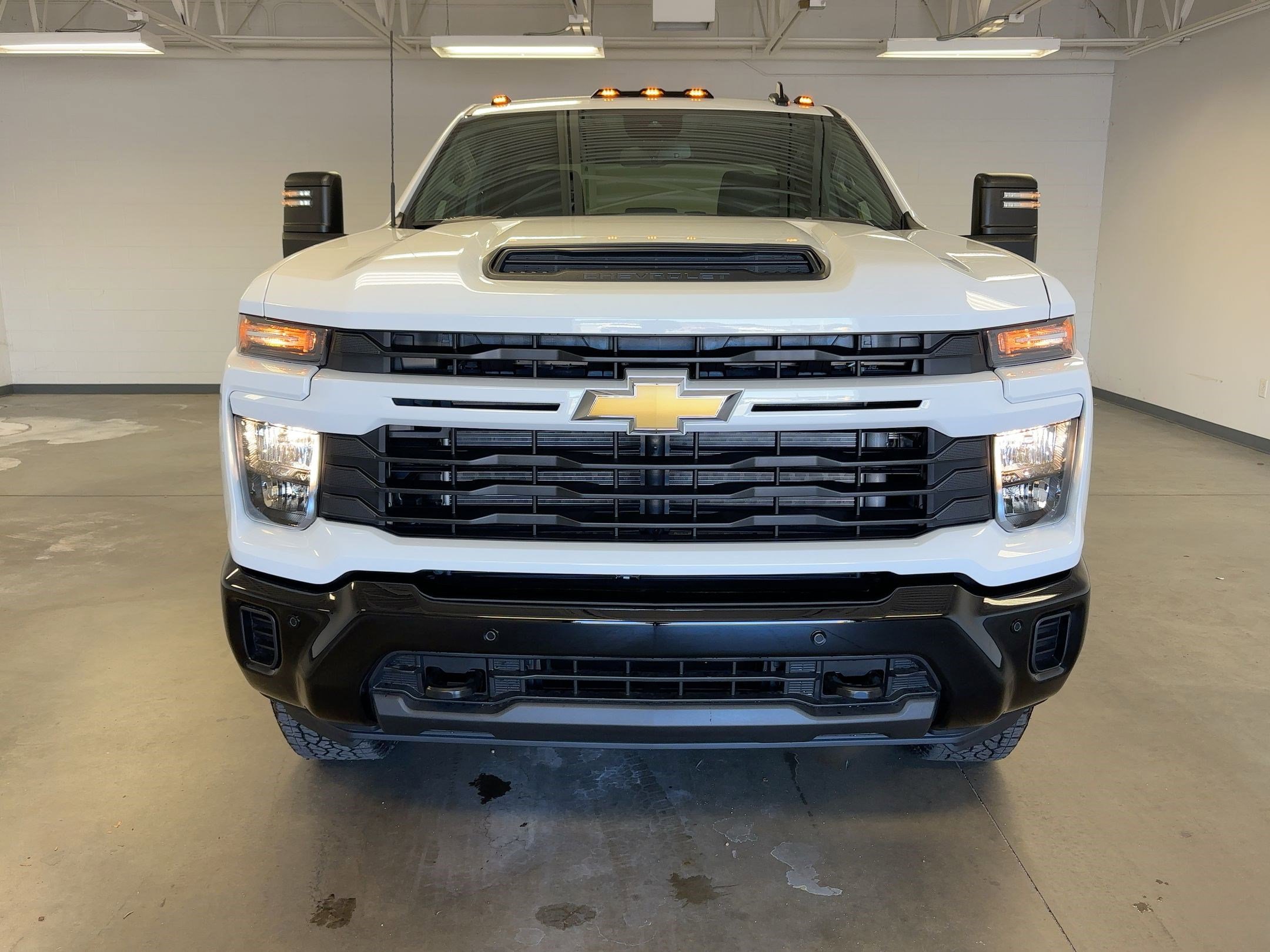 New 2026 Chevrolet Silverado 2500 Custom w/ Custom Value Package image 5