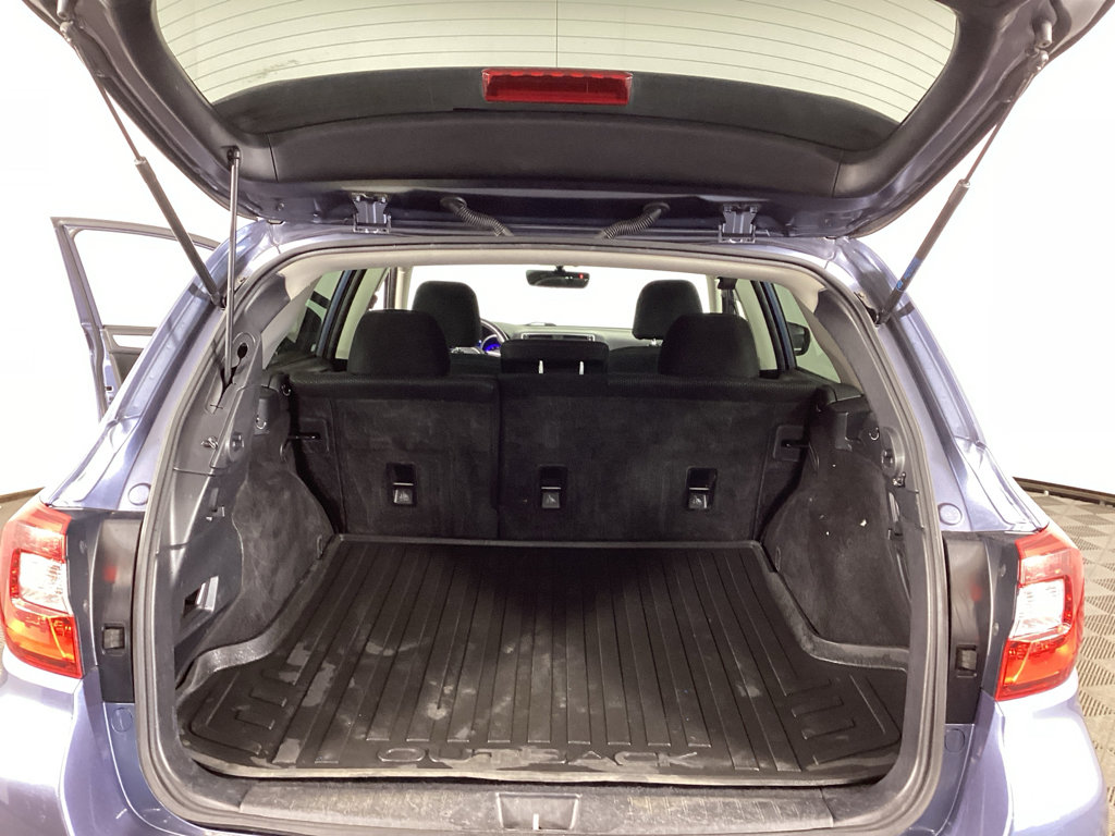 Used 2018 Subaru Outback 2.5i Premium image 29