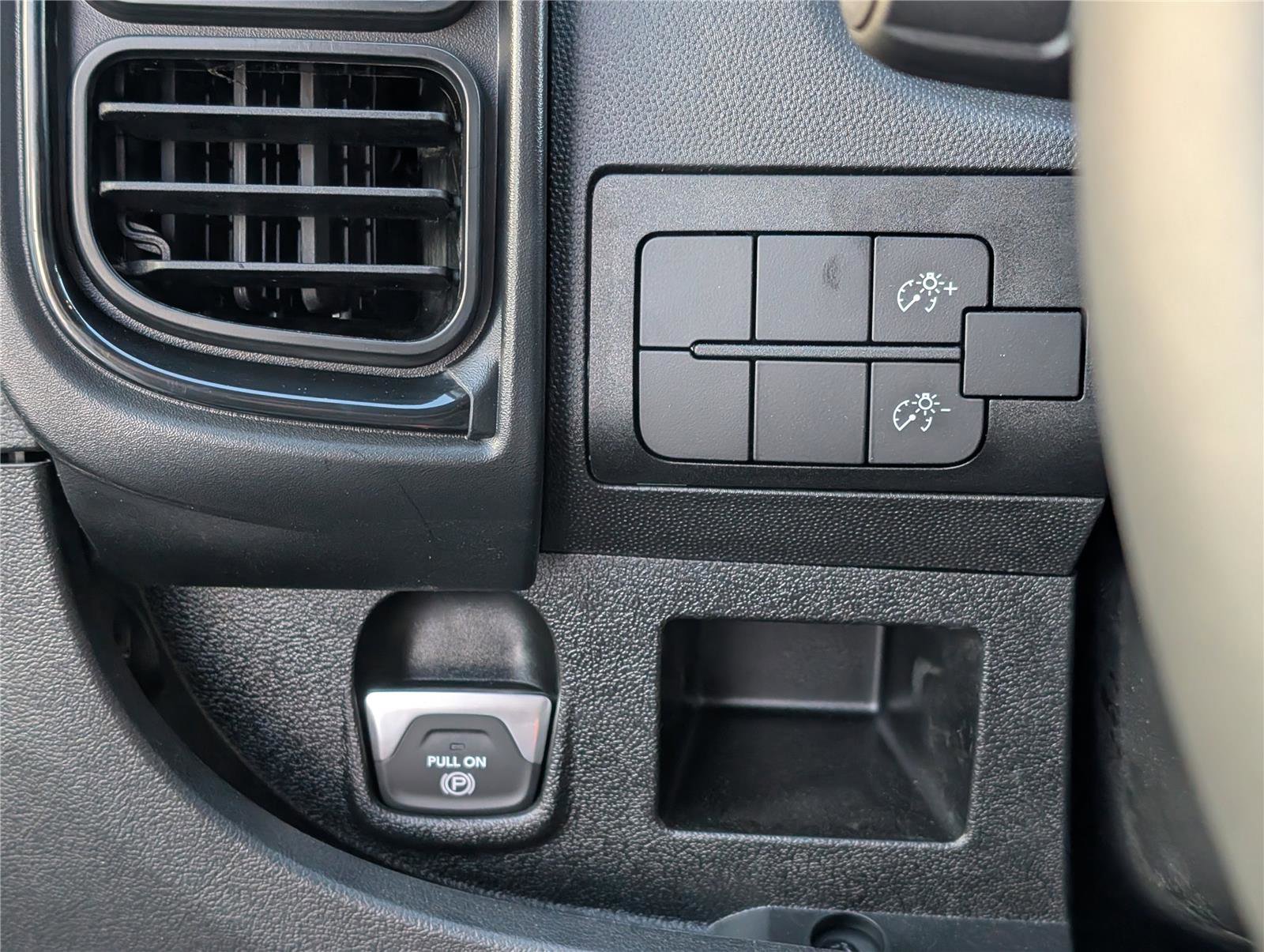 New 2026 RAM ProMaster 2500 w/ Cold Weather Group image 15