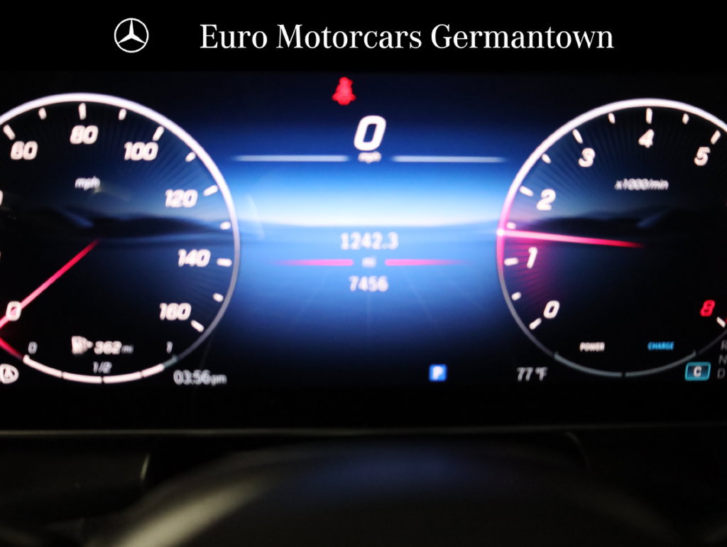 Used 2026 Mercedes-Benz GLC 300 4MATIC image 17
