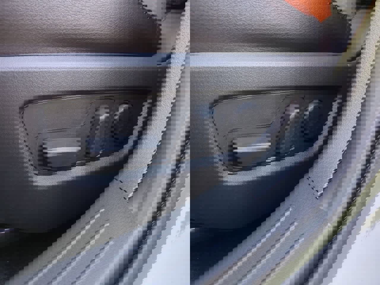 New 2025 MAZDA CX-50 Meridian Edition w/ Apex Package image 16