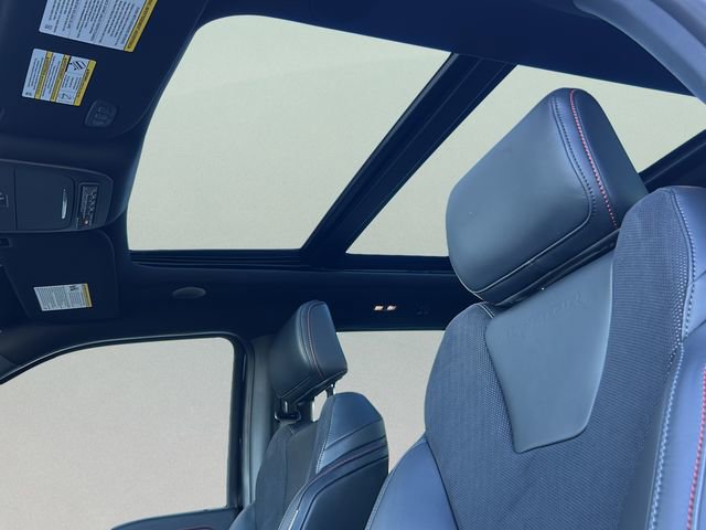 Used 2025 Ford F150 Raptor image 12