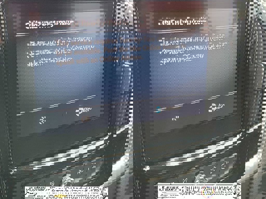 Used 2023 Chevrolet Traverse LT w/ LPO, Floor Liner Package image 15