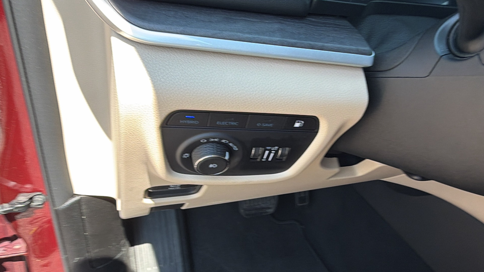 Used 2024 Jeep Grand Cherokee Limited 4xe AWD/4WD image 26