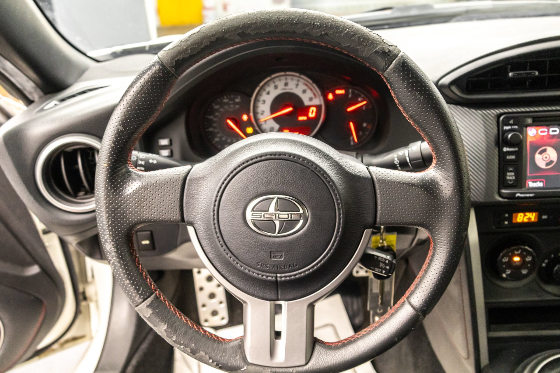 Used 2015 Scion FR-S RWD image 21