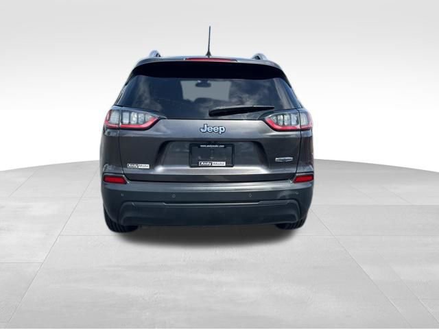 Used 2019 Jeep Cherokee Latitude Plus w/ Comfort/Convenience Group FWD image 6