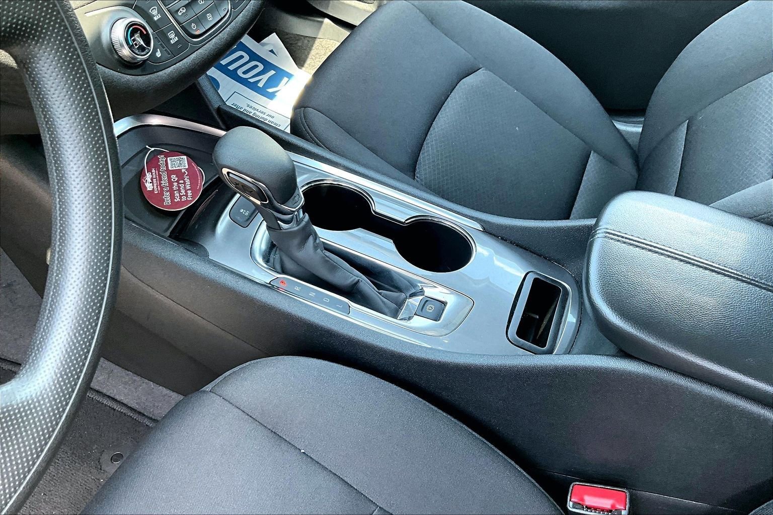 Used 2025 Chevrolet Malibu LT FWD image 18