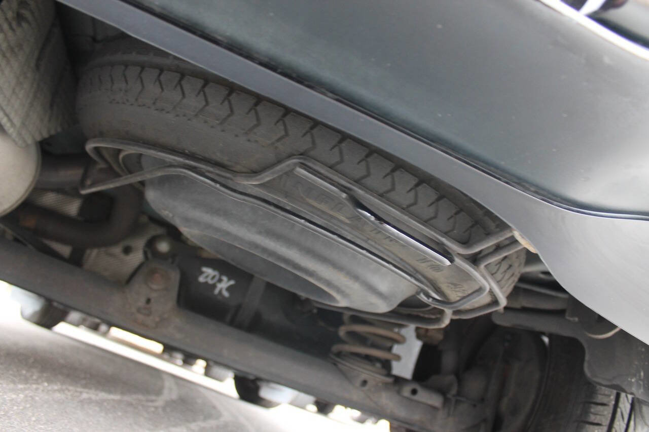 Used 2003 Chrysler PT Cruiser image 22