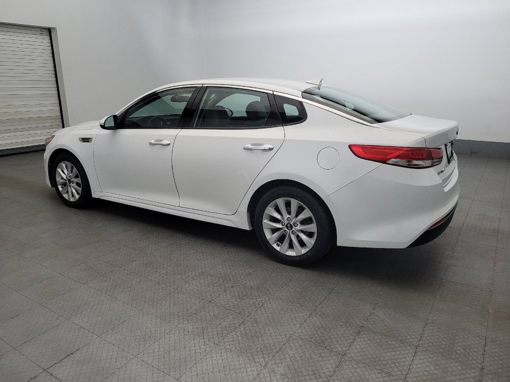 Used 2016 Kia Optima EX image 3