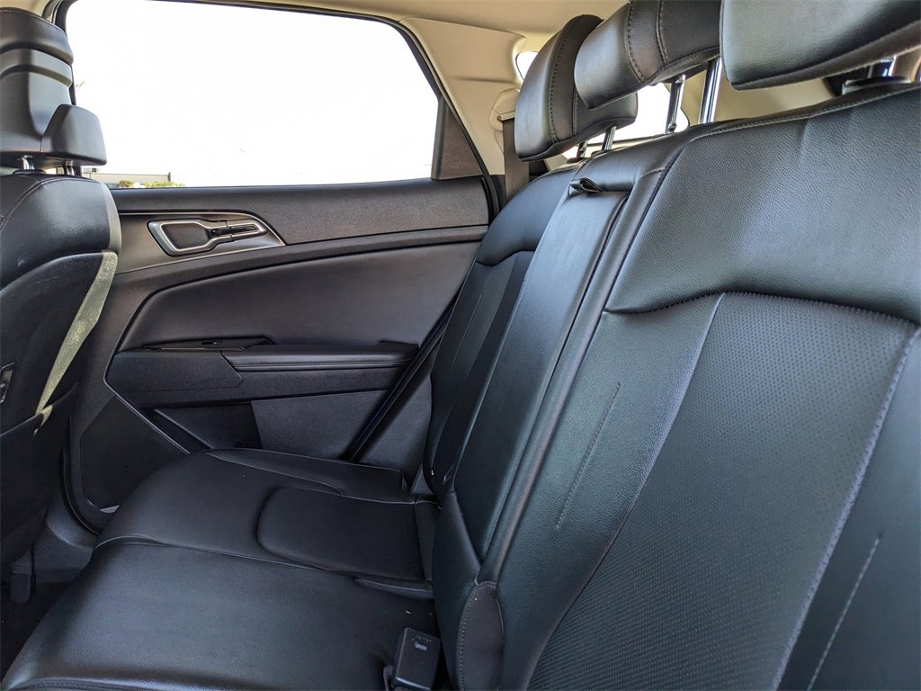 Certified 2024 Kia Sportage EX image 19