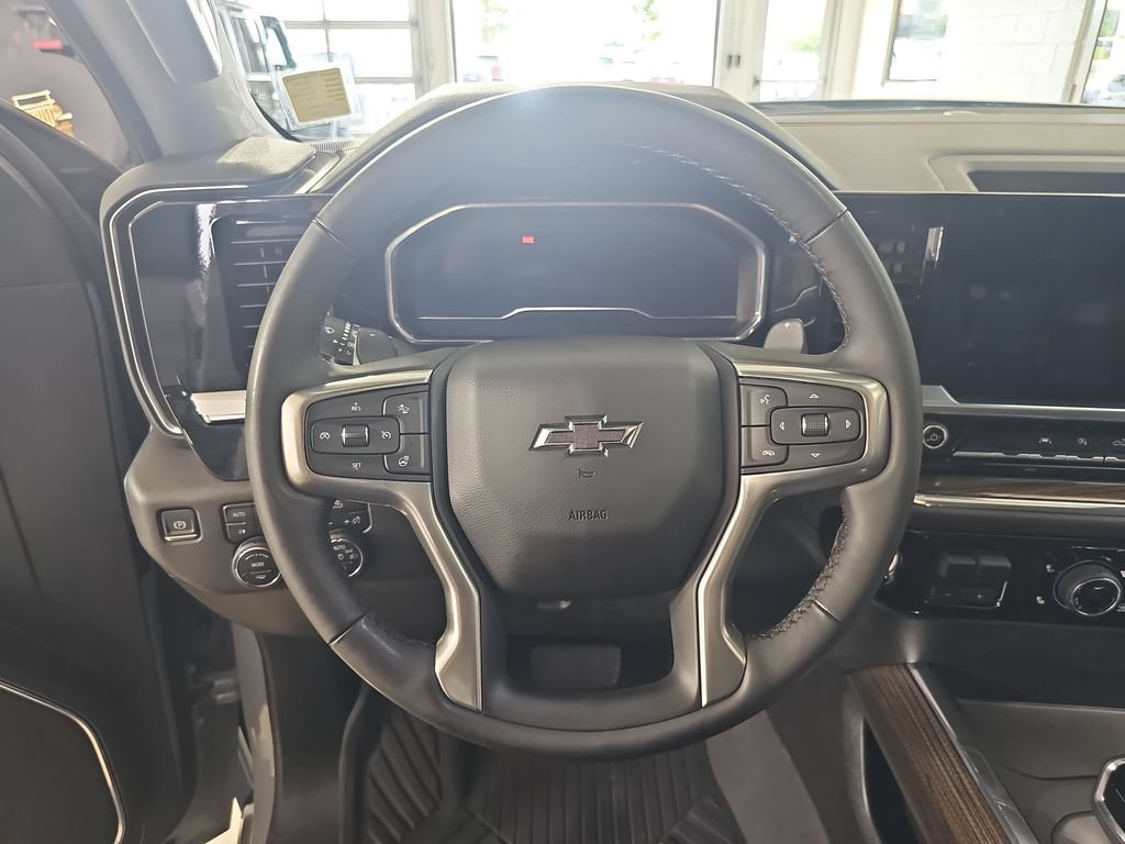 Certified 2024 Chevrolet Silverado 1500 RST AWD/4WD image 22