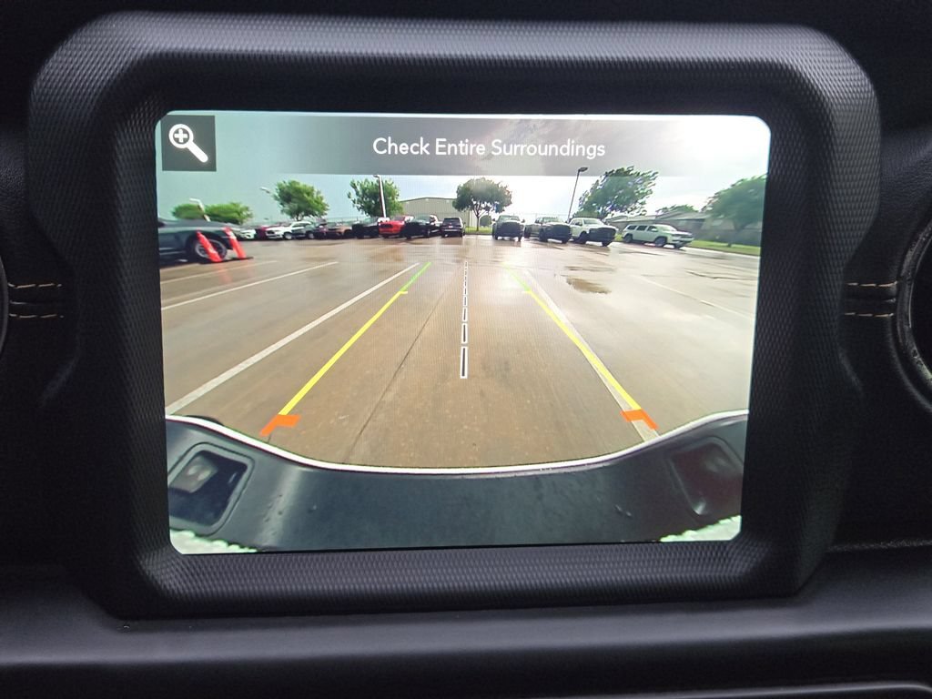 Used 2022 Jeep Gladiator Overland AWD/4WD image 19