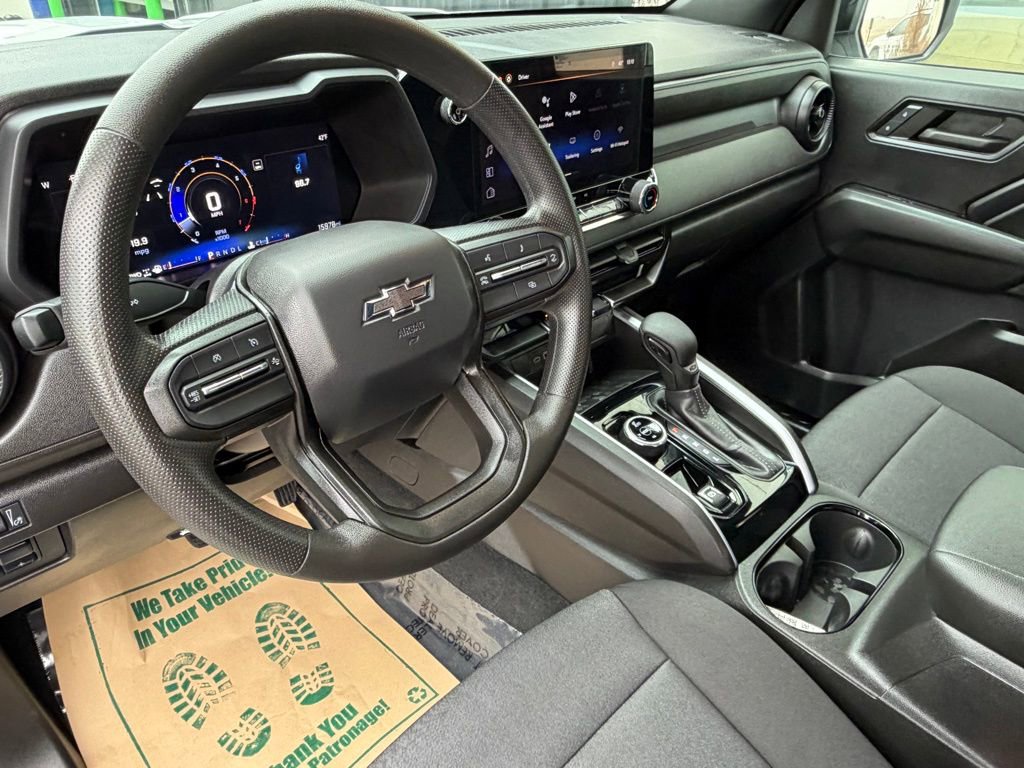 Used 2024 Chevrolet Colorado Trail Boss w/ Technology Package image 11