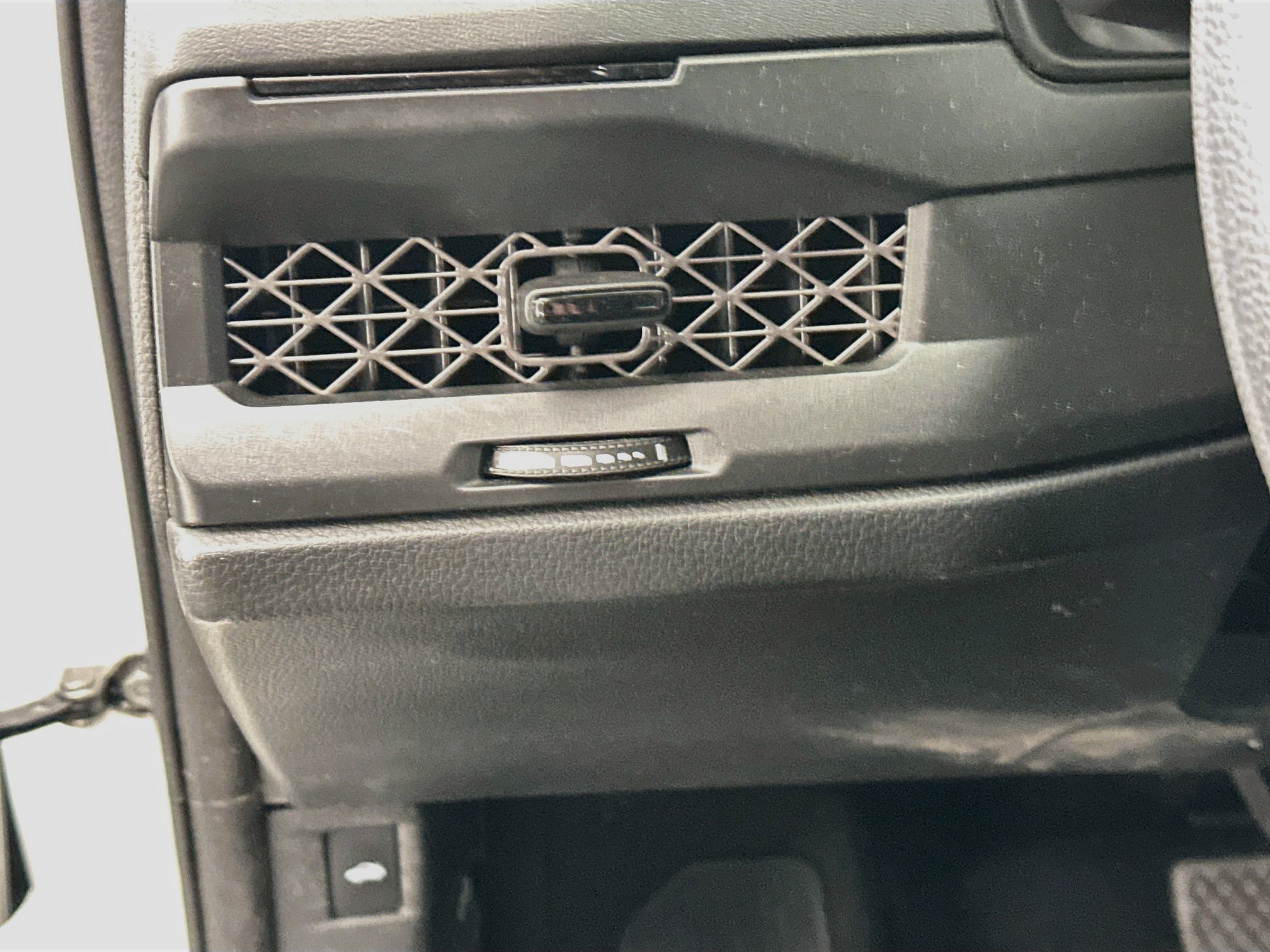 Used 2023 Honda Accord LX image 17