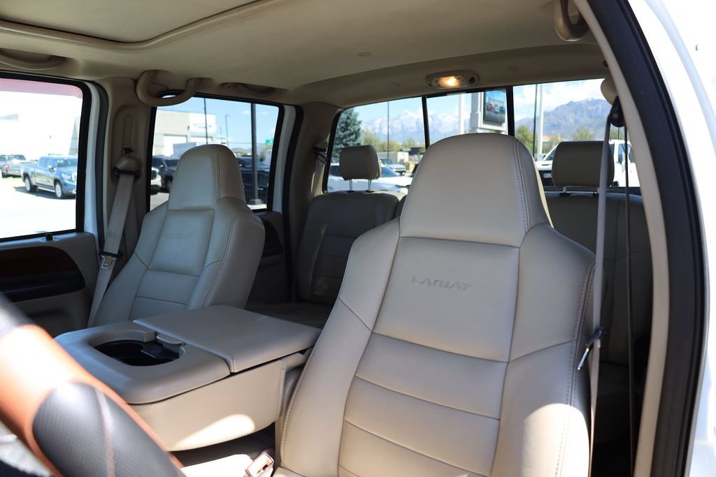 Used 2007 Ford F350 Lariat AWD/4WD image 16
