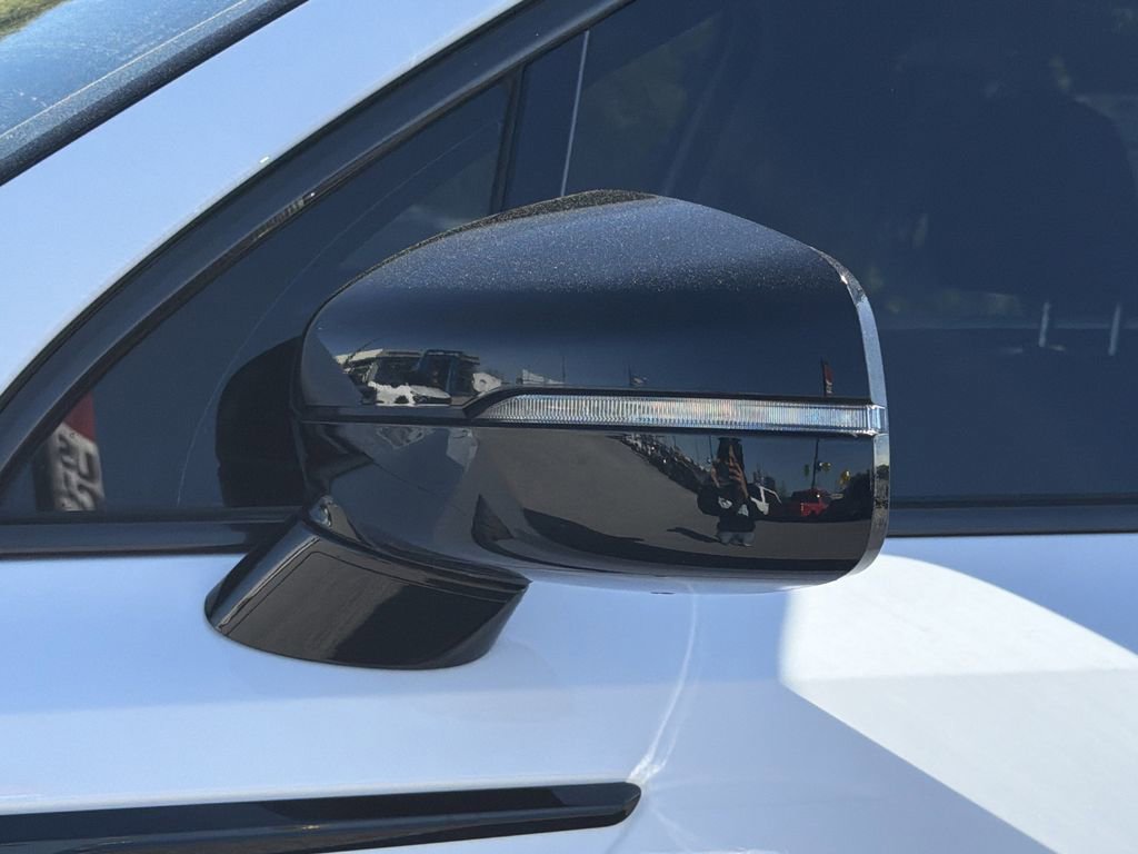 Used 2023 Kia Sorento SX image 33