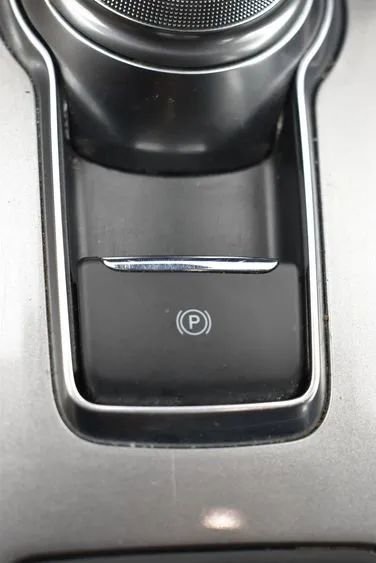 Used 2024 Ford Edge SEL AWD/4WD image 33