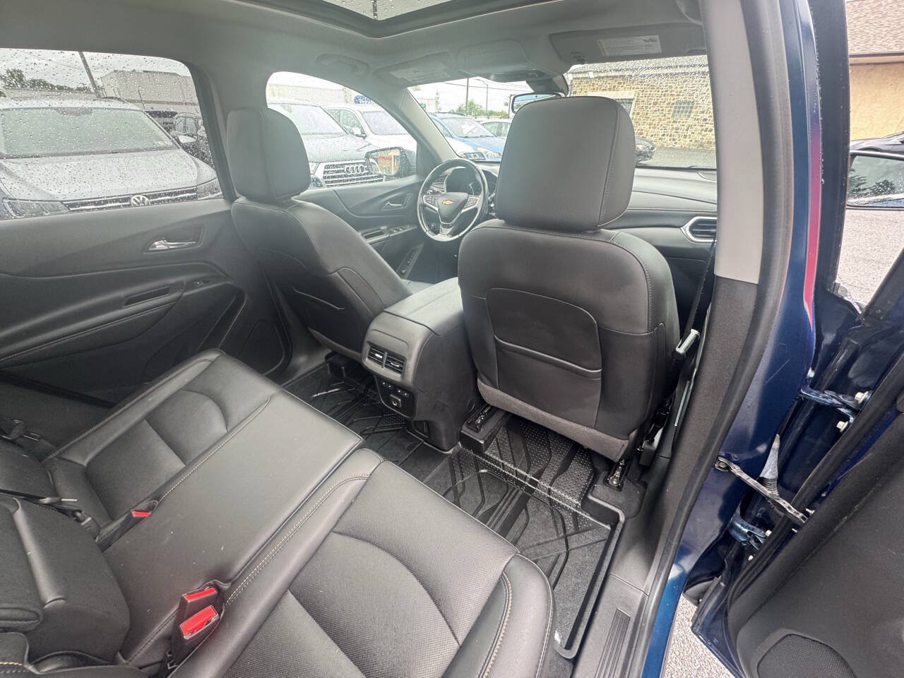 Used 2020 Chevrolet Equinox Premier AWD/4WD image 23