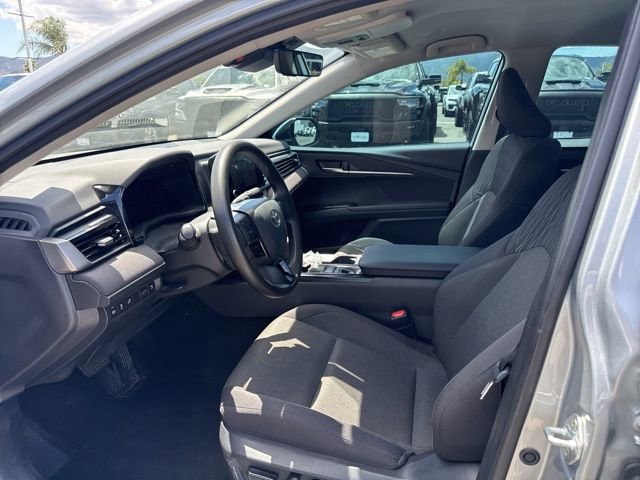 Used 2025 Toyota Camry LE w/ Convenience Package FWD image 17