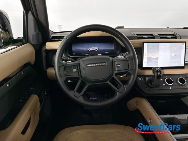 Used 2025 Land Rover Defender 110 V8 image 16