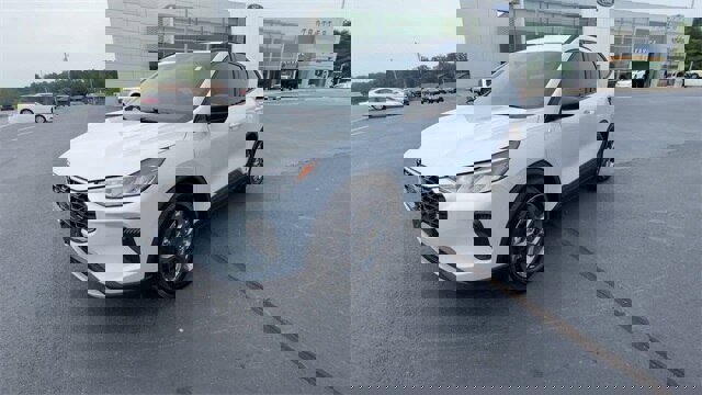 Certified 2025 Ford Escape ST-Line image 4