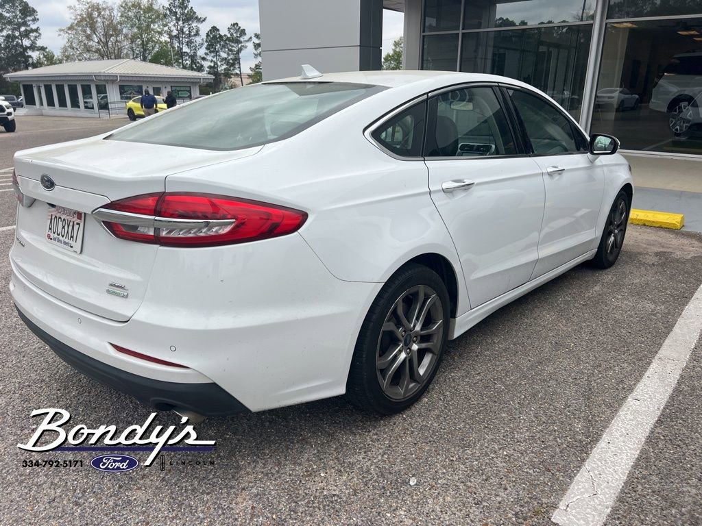 Used 2019 Ford Fusion SEL image 4