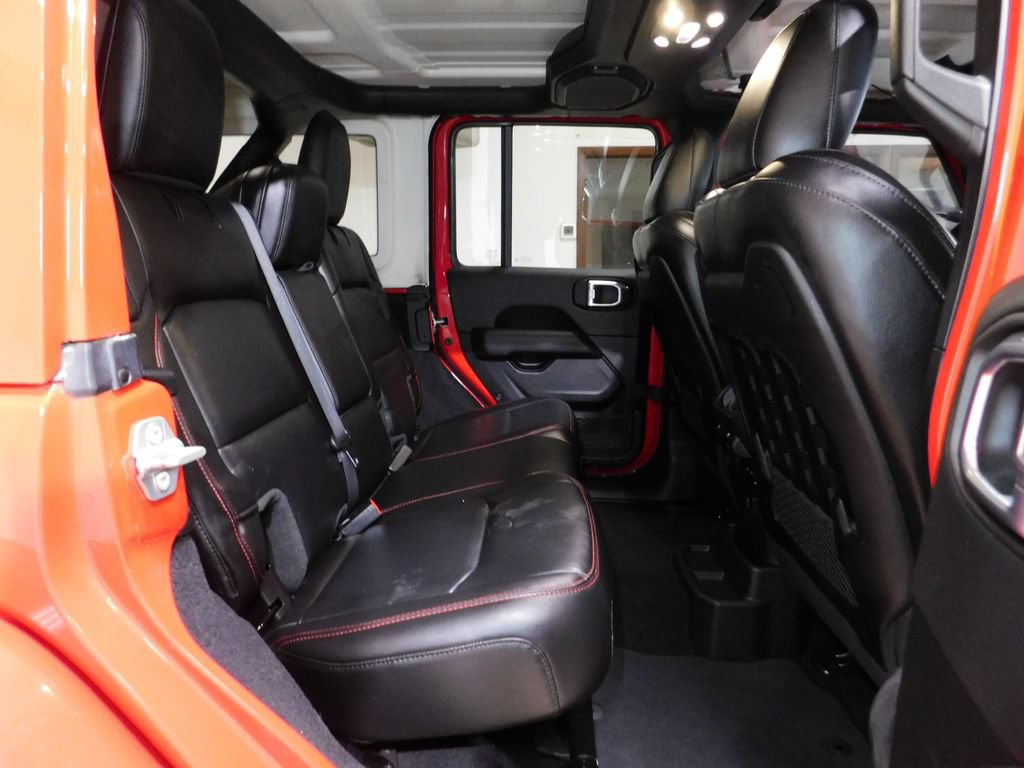 Used 2021 Jeep Wrangler Unlimited Rubicon w/ Dual Top Group AWD/4WD image 89