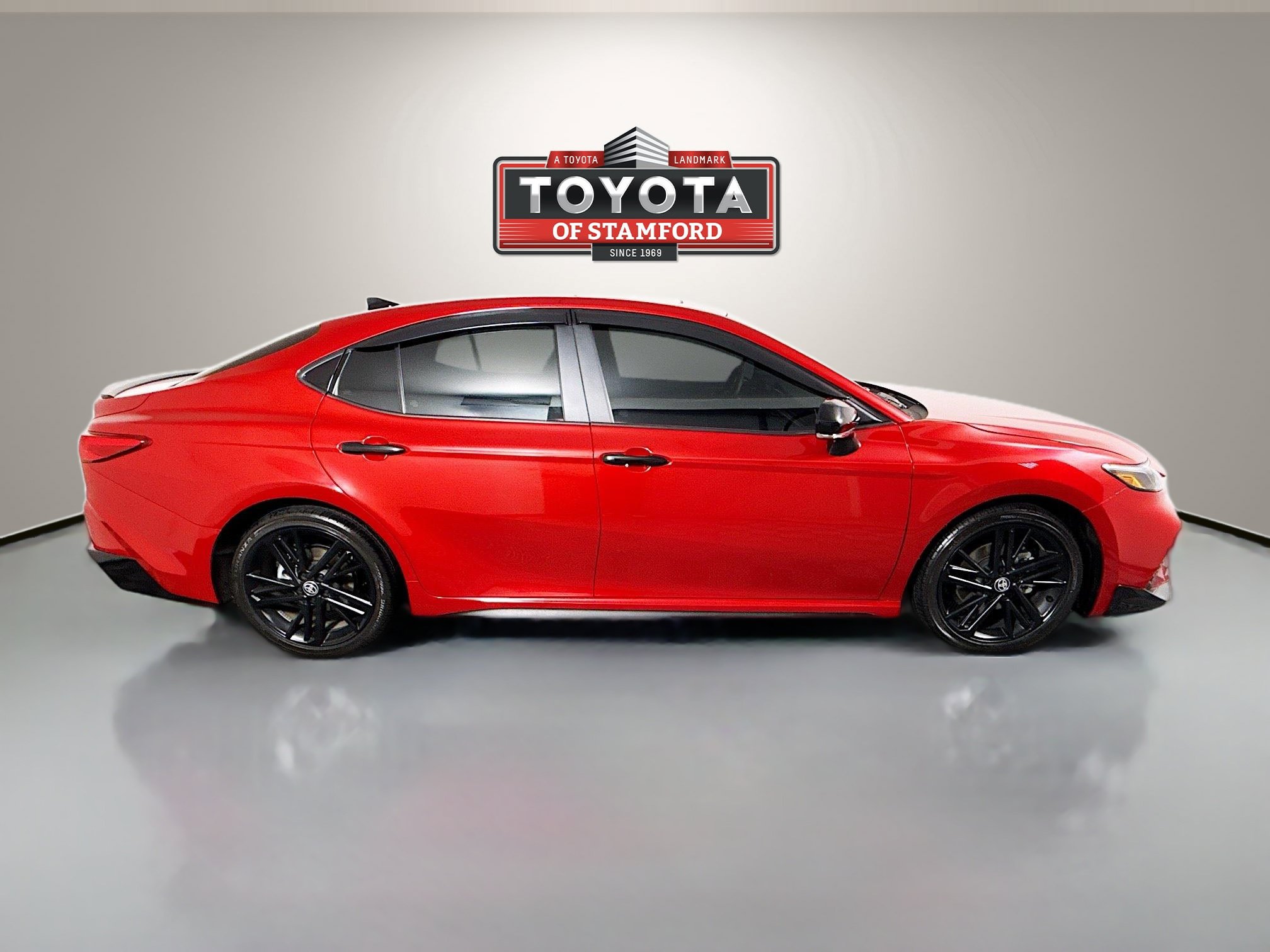 Certified 2026 Toyota Camry Hybrid FWD image 8