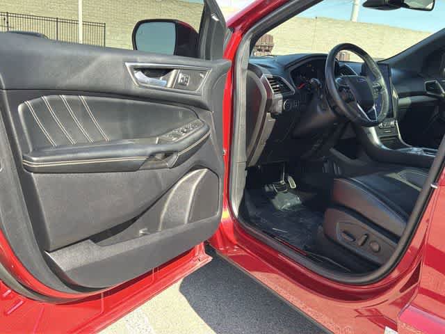 Used 2022 Ford Edge ST w/ Equipment Group 401A AWD/4WD image 10