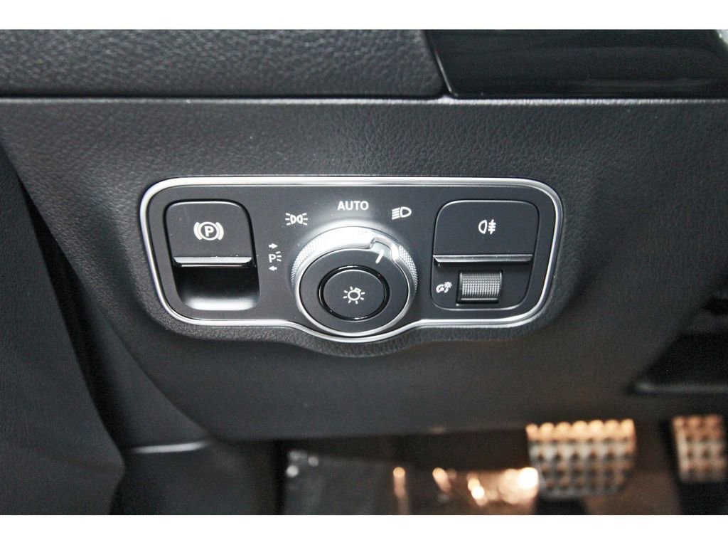 Used 2023 Mercedes-Benz GLA 45 AMG 4MATIC image 22
