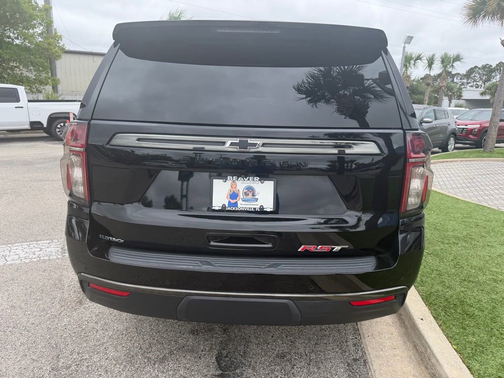 Used 2021 Chevrolet Suburban RST w/ Luxury Package RWD image 5