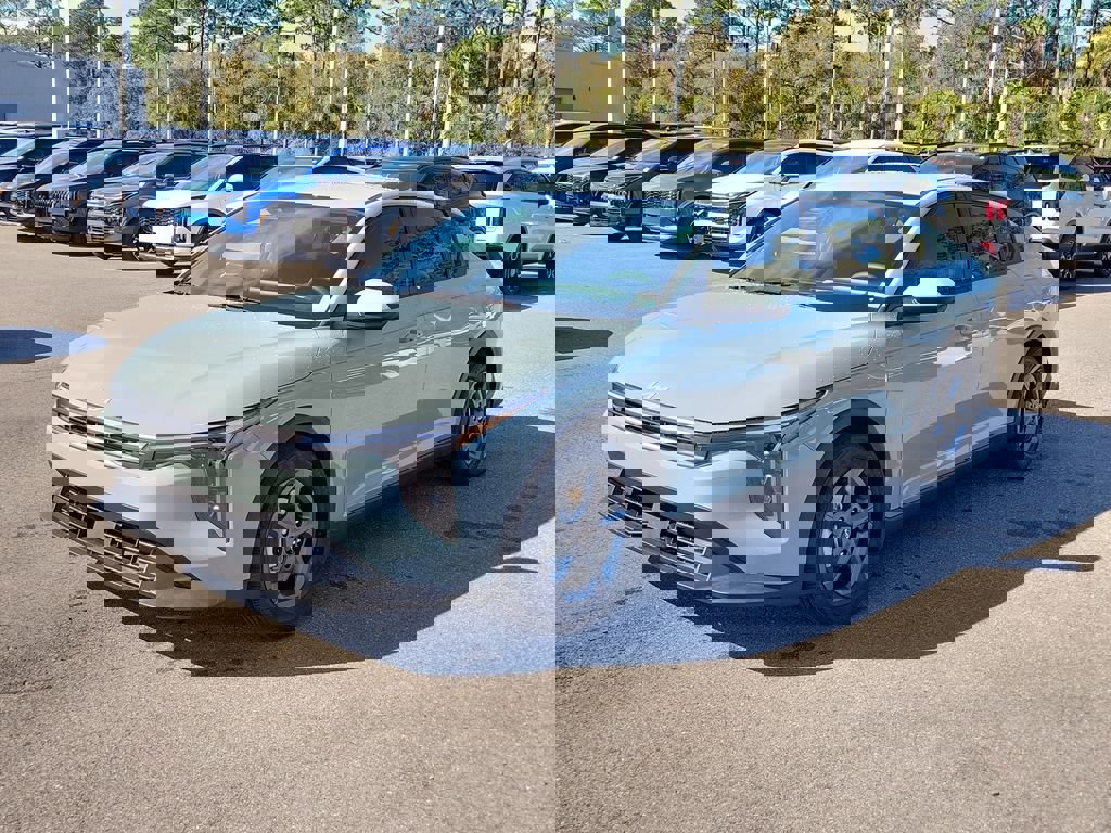 New 2026 Kia K4 LXS image 3