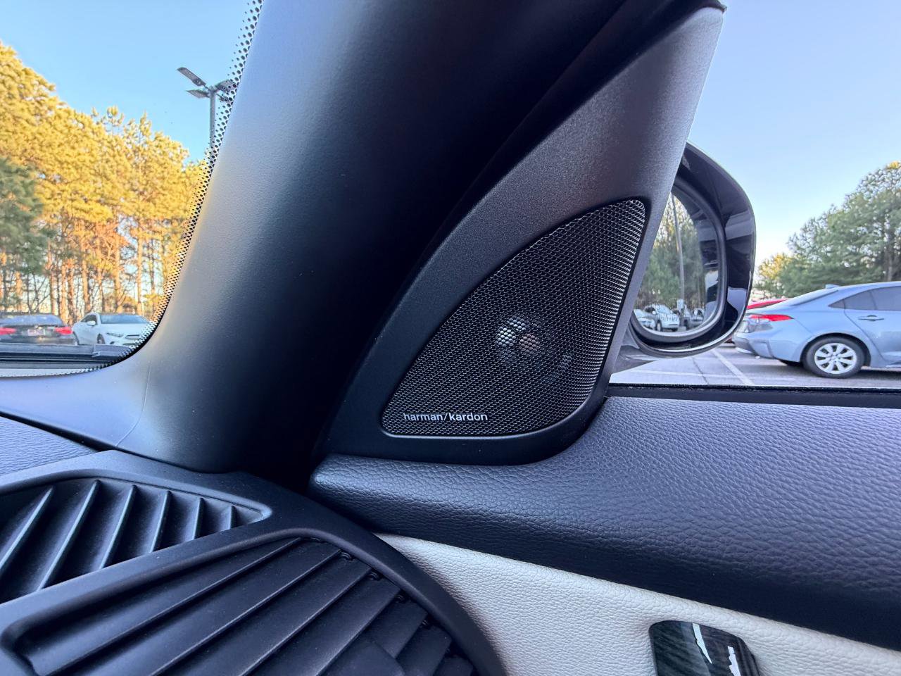 Used 2013 BMW 135i Convertible image 31