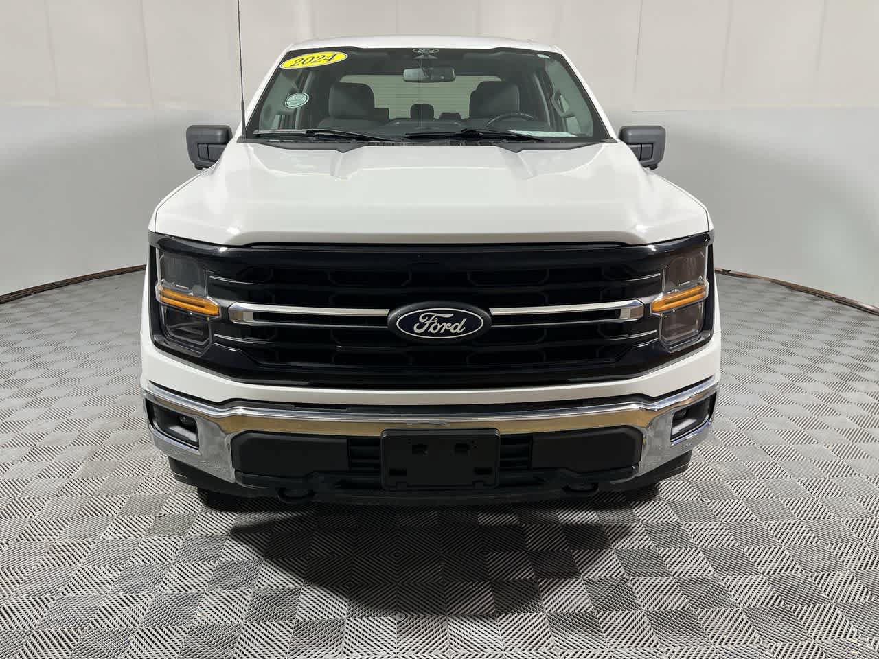Used 2024 Ford F150 XLT w/ Tow/Haul Package AWD/4WD image 3