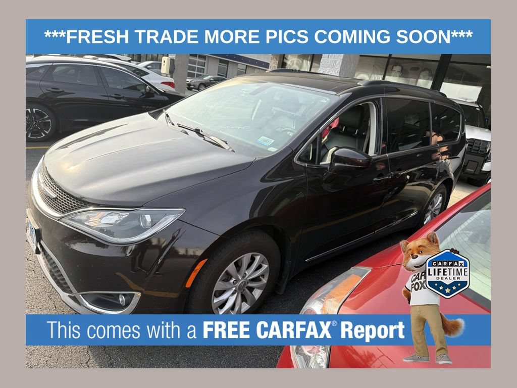 Used 2017 Chrysler Pacifica Touring-L