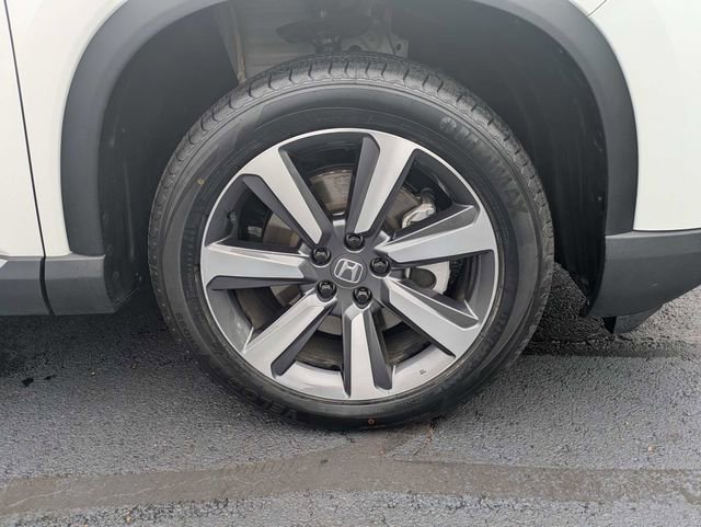 Used 2024 Honda Pilot Touring image 11