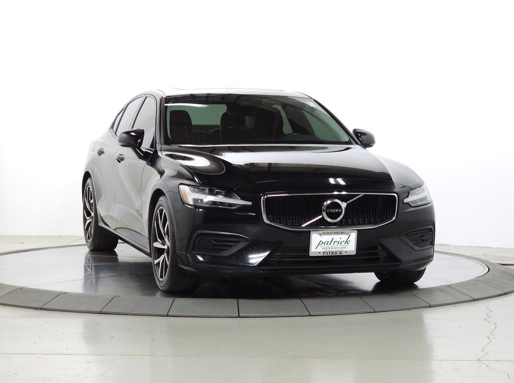 Used 2019 Volvo S60 T6 Momentum