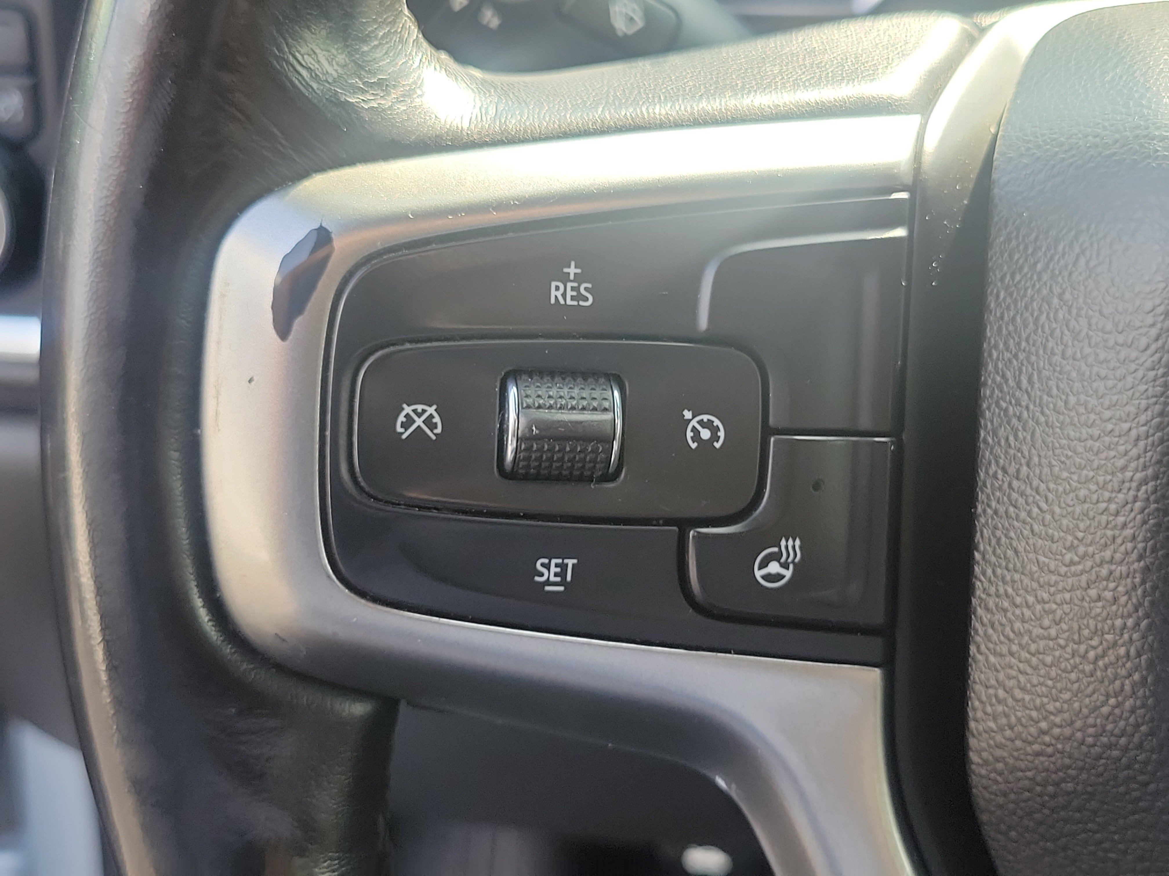 Used 2019 Chevrolet Silverado 1500 LT w/ All-Star Edition AWD/4WD image 23