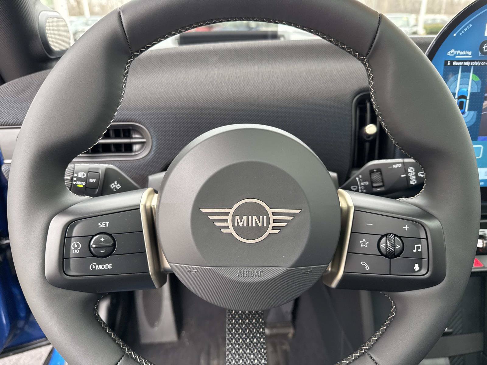 New 2026 MINI Cooper 2-Door Hardtop FWD image 24