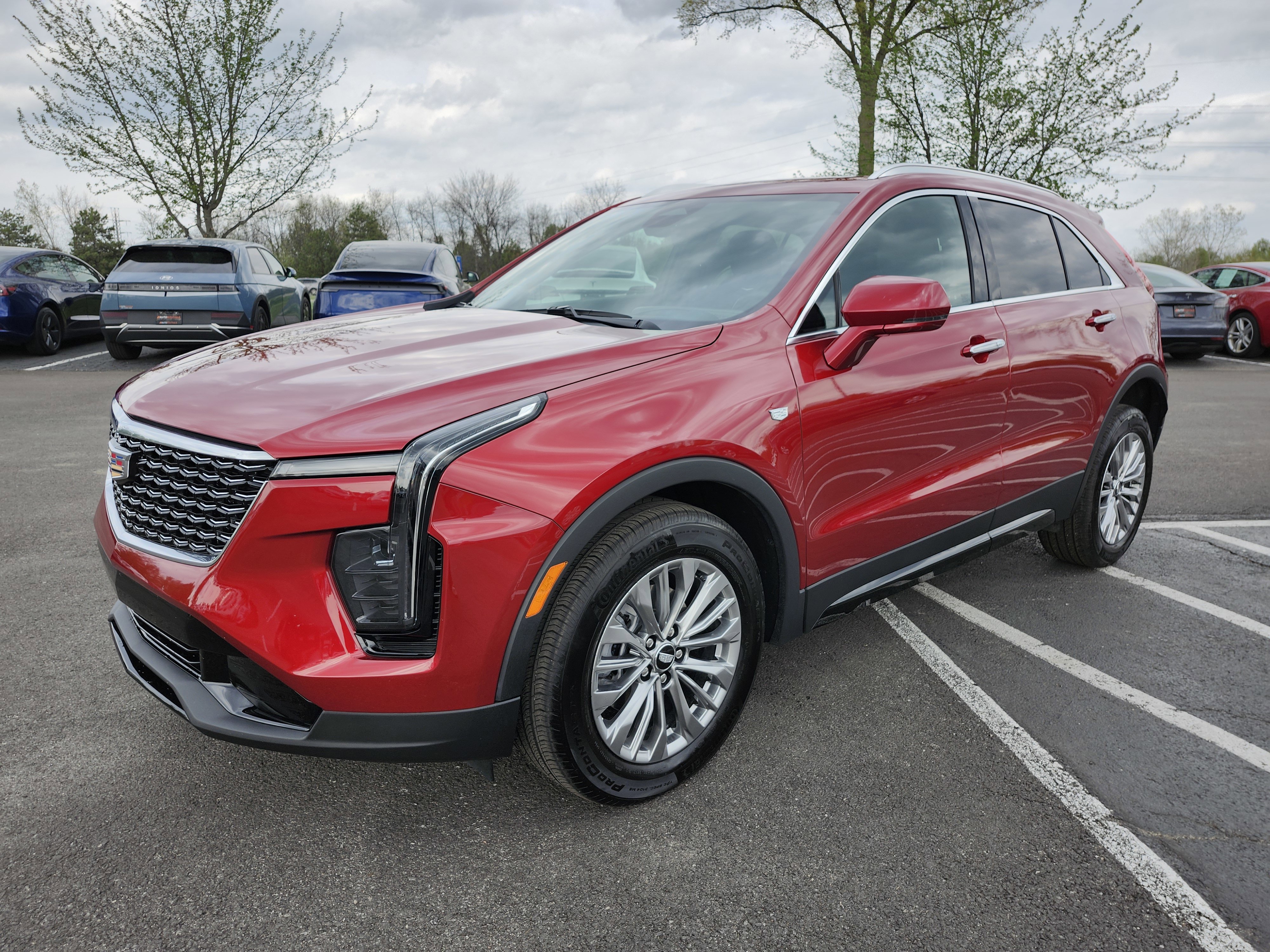 Used 2024 Cadillac XT4 Premium Luxury w/ Technology Package FWD image 14