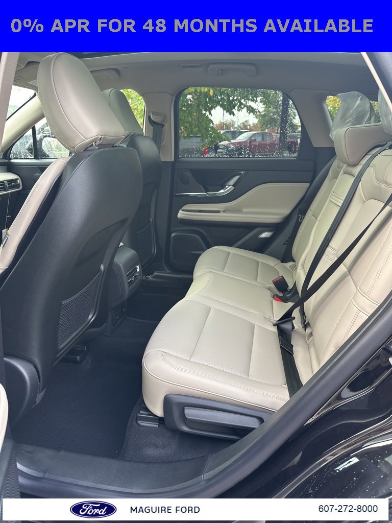 New 2025 Lincoln Corsair AWD w/ Equipment Group 101A image 10