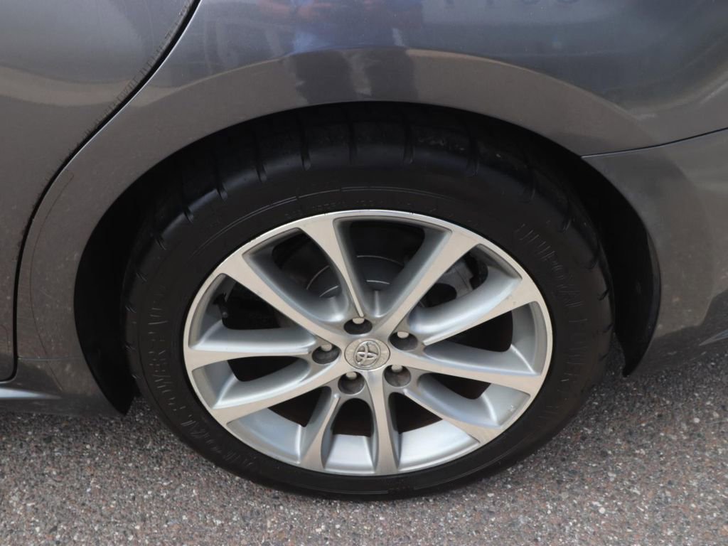 Used 2014 Toyota Avalon XLE Touring FWD image 24